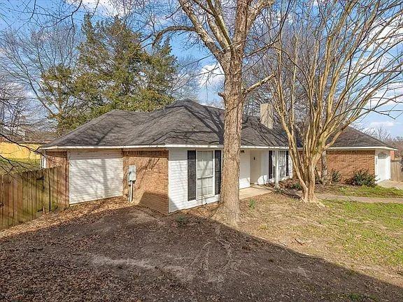 322 Crestview Dr - Photo 4 of 25