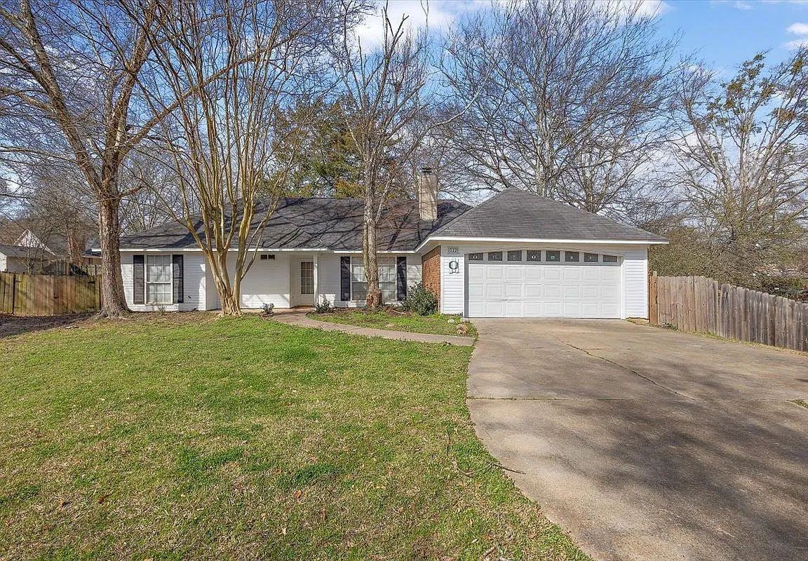 322 Crestview Dr - Photo 5 of 25