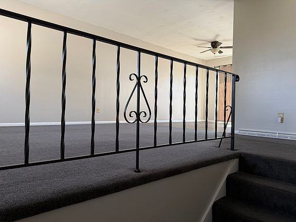 401 Hudson Ave - Photo 5 of 17