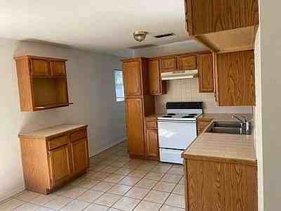 510 Brentwood Dr - Photo 3 of 12