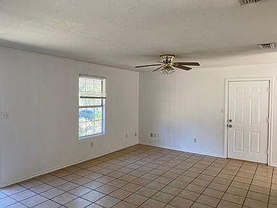 510 Brentwood Dr - Photo 5 of 12