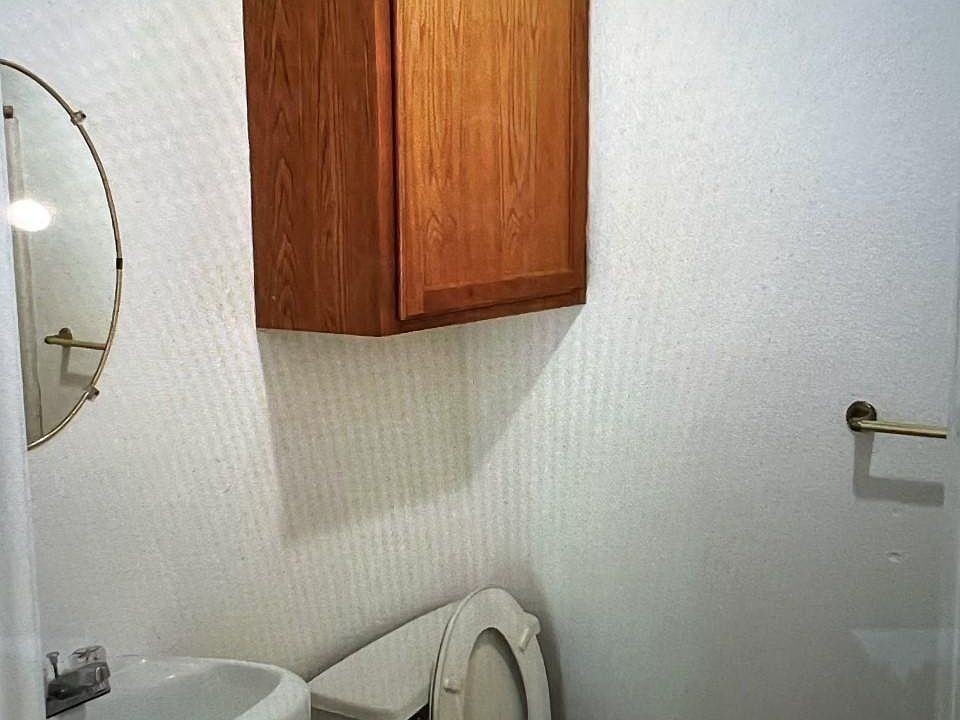 510 Brentwood Dr - Photo 7 of 12