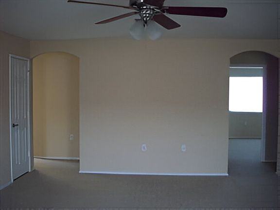 1216 Anise Dr - Photo 5 of 15