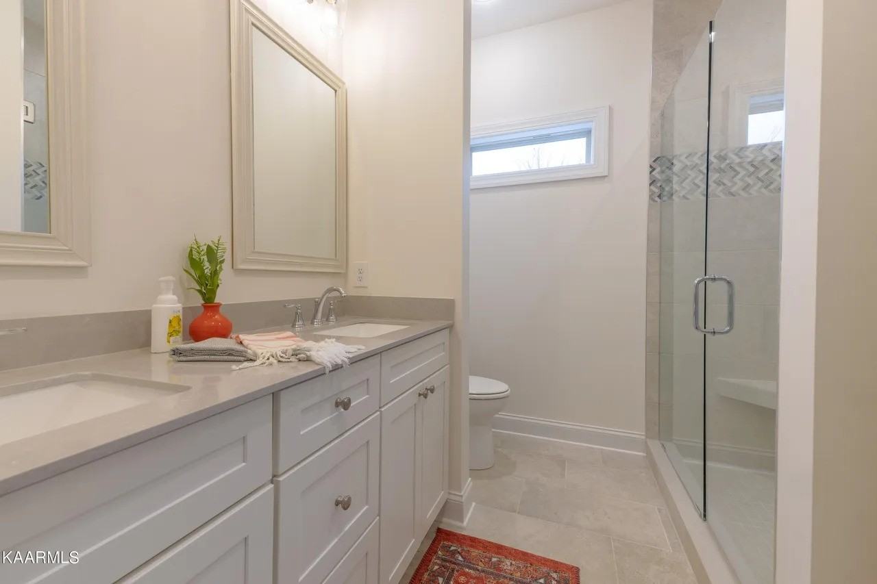 137 Tsuhdatsi Way - Photo 6 of 10