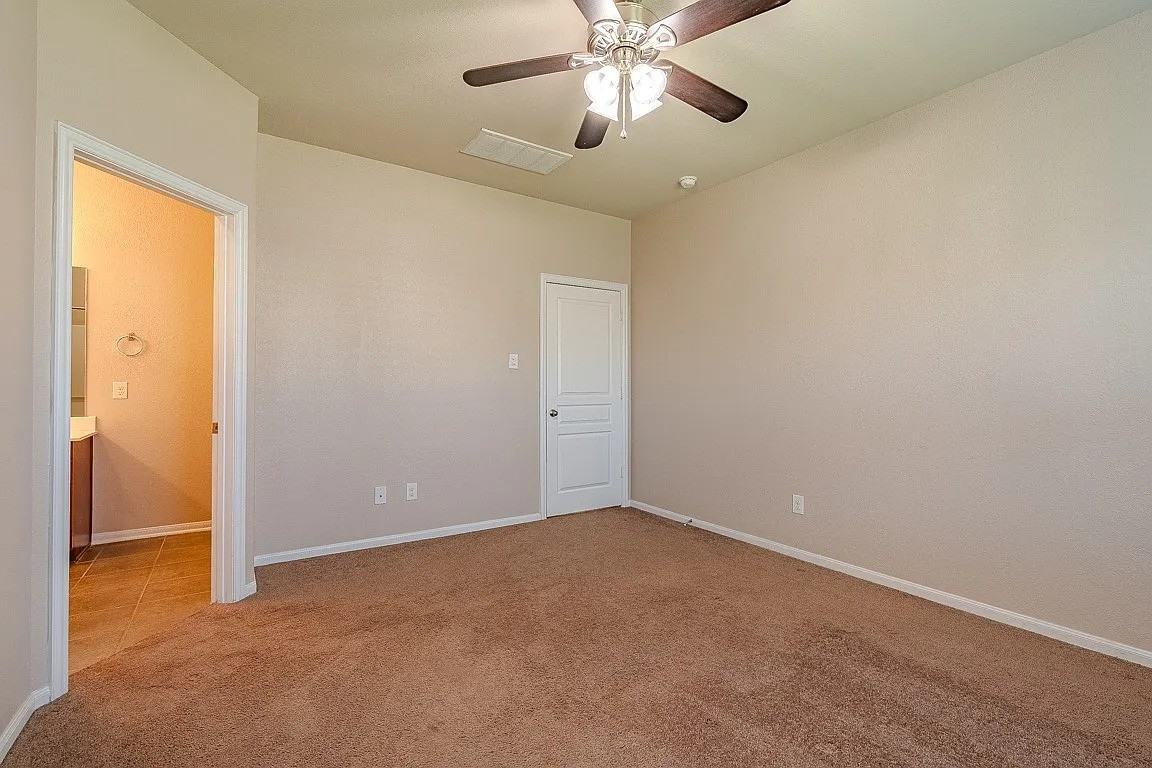 2510 Pearl Ct - Photo 4 of 10