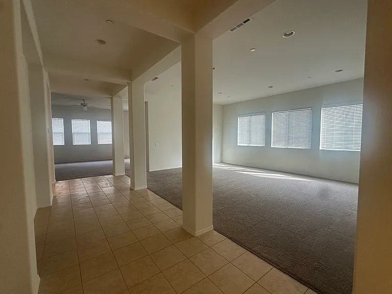 1255 E Pennsylvania Ave - Photo 3 of 10