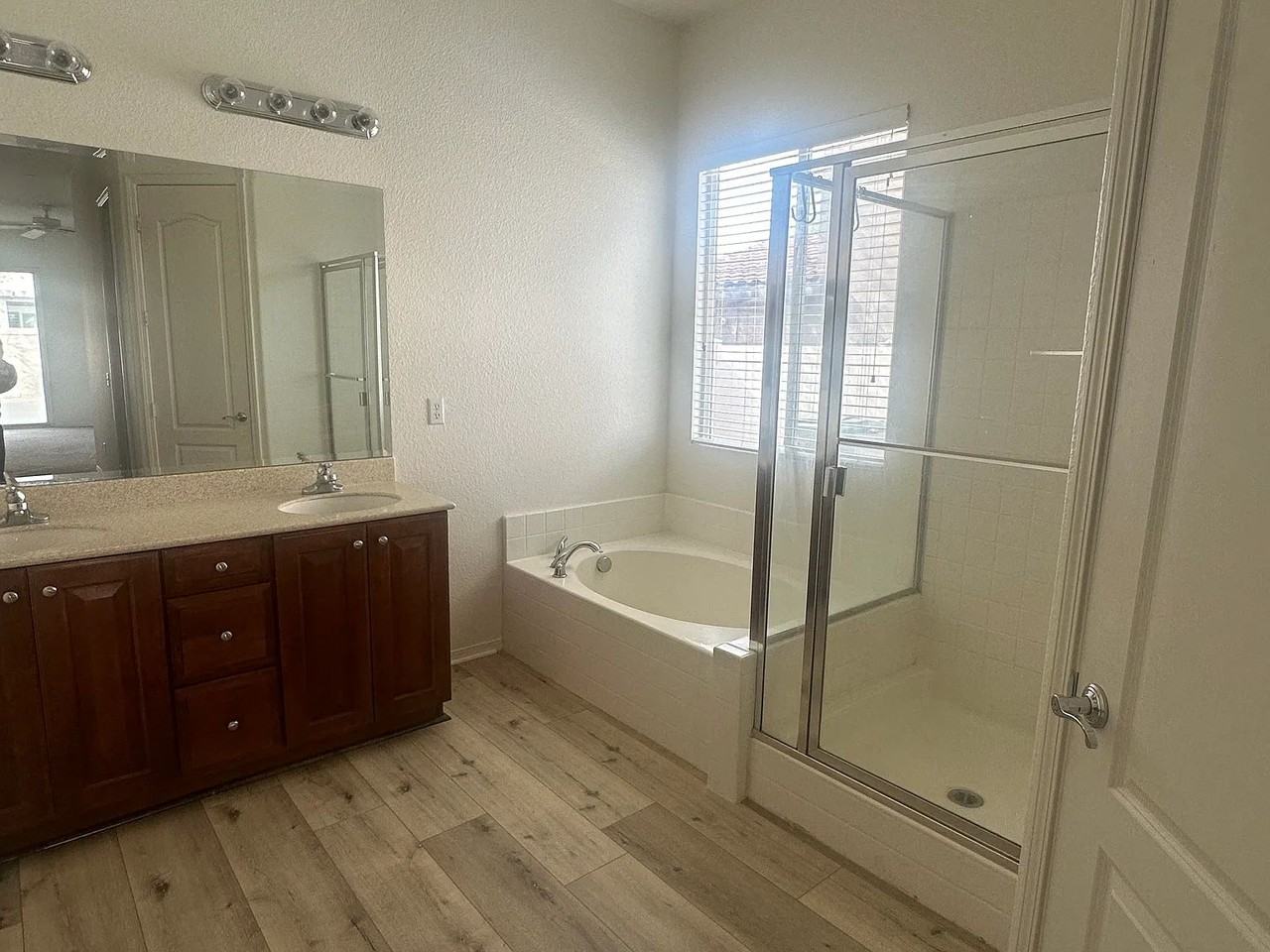 1255 E Pennsylvania Ave - Photo 7 of 10