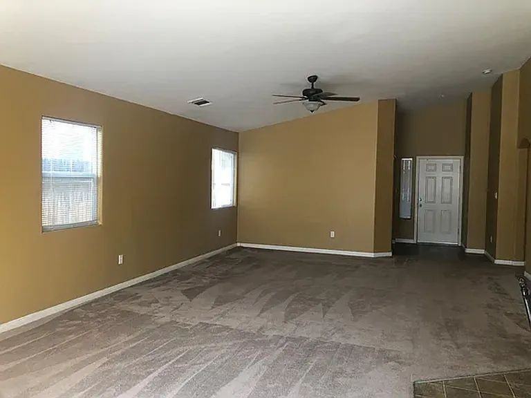 2501 Basque Hills Dr - Photo 2 of 7