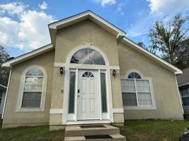 featured image of 2956 Viking Way