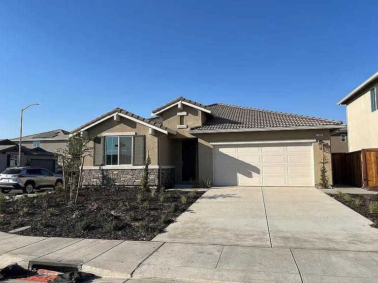 3309 Mesa Oak St - Photo 2 of 34