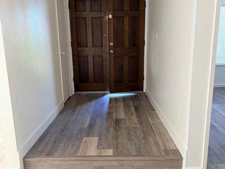 3208 Smokehouse Ave - Photo 3 of 25