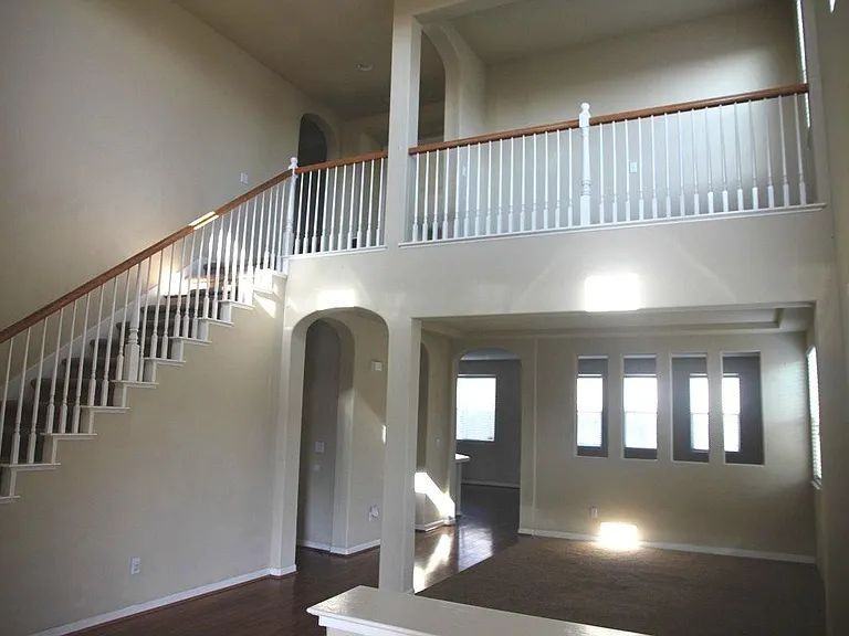 1461 Cliff Swallow Dr - Photo 7 of 16