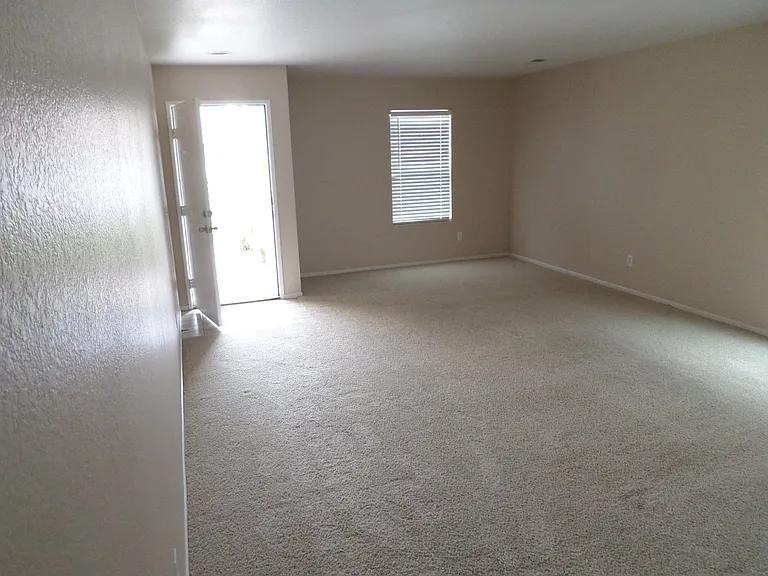 137 Ropango Way - Photo 2 of 17