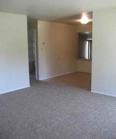 1808 Pole Line Rd - Photo 2 of 5