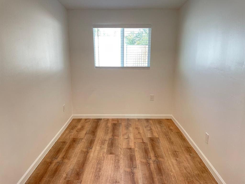 4629 N 24th Pl - Photo 7 of 29