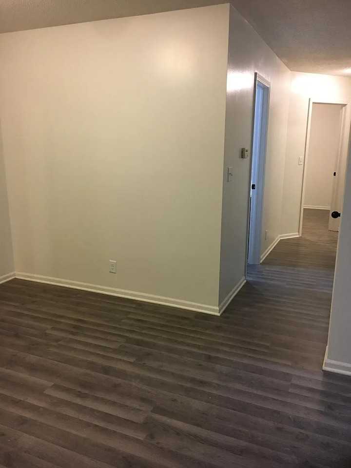 13363 Lincoln St - Photo 6 of 14