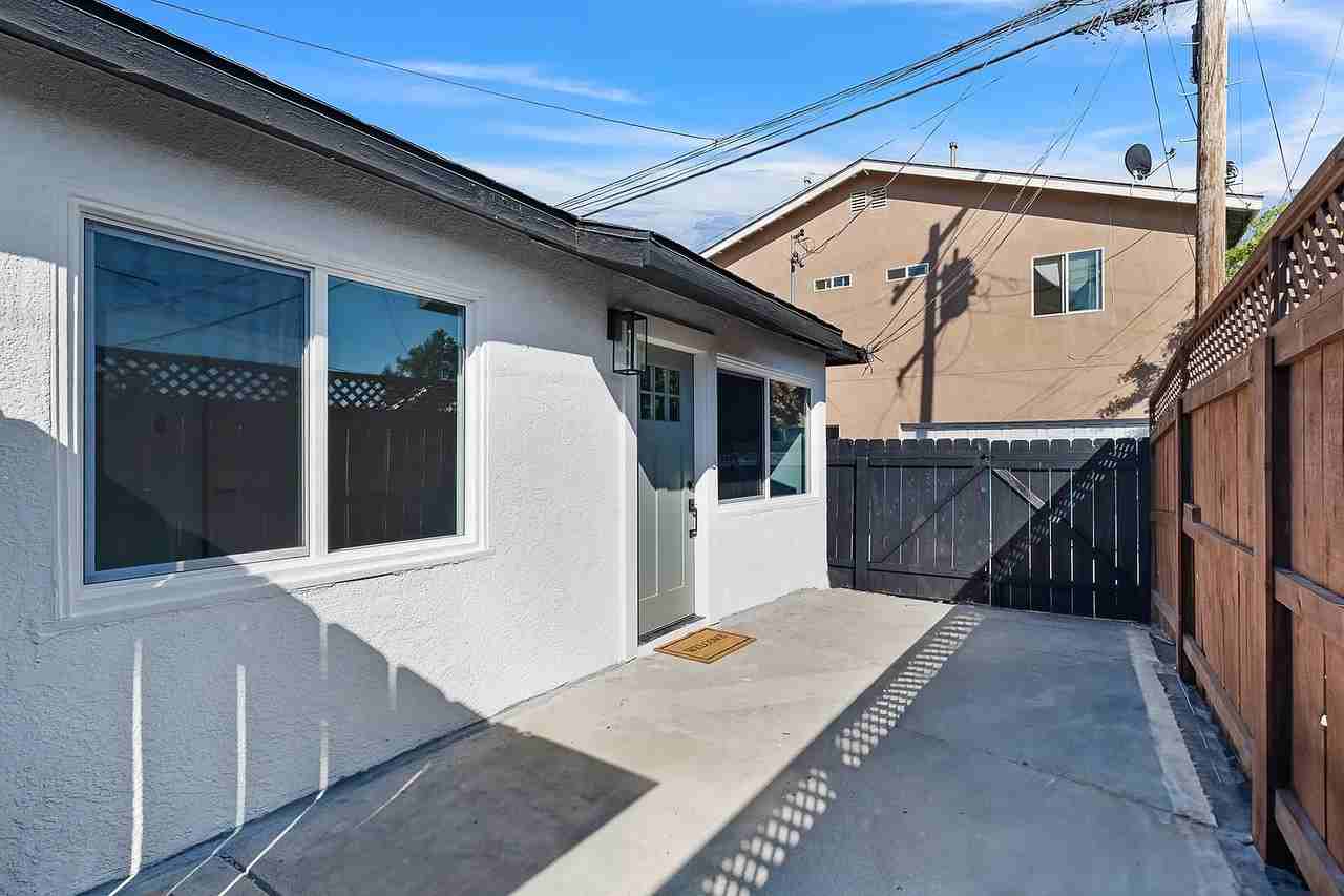 4227 Swift Ave - Photo 4 of 13