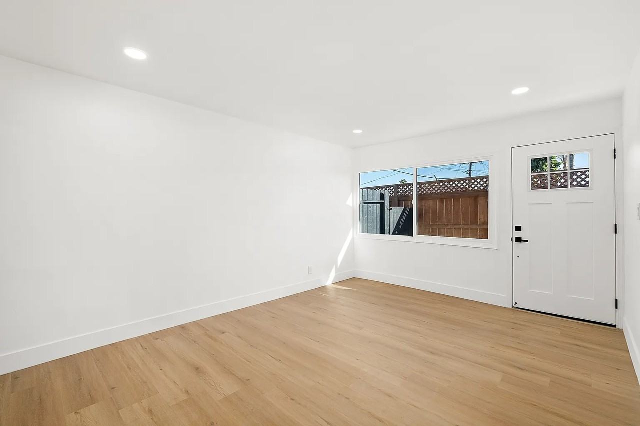 4227 Swift Ave - Photo 5 of 13