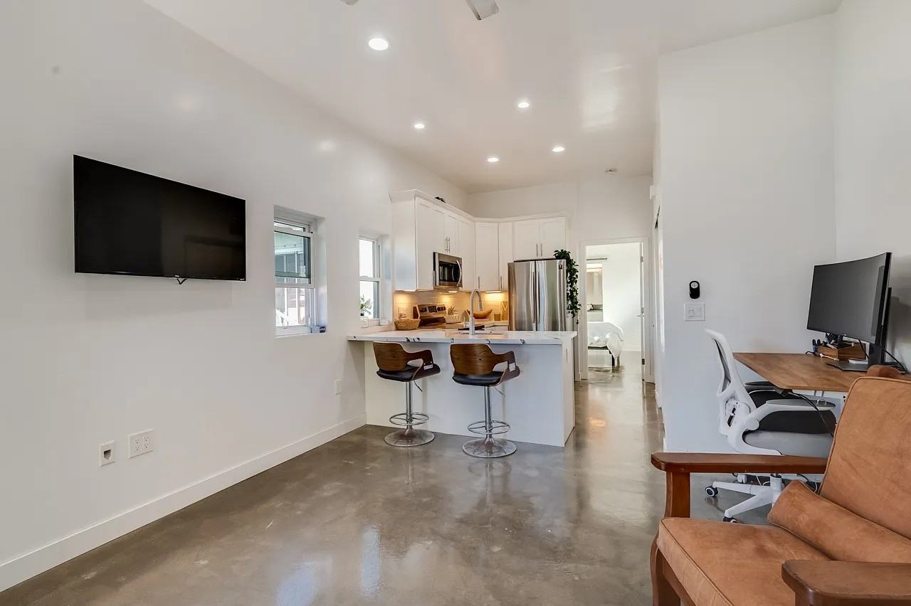 2014 Denver St - Photo 2 of 13