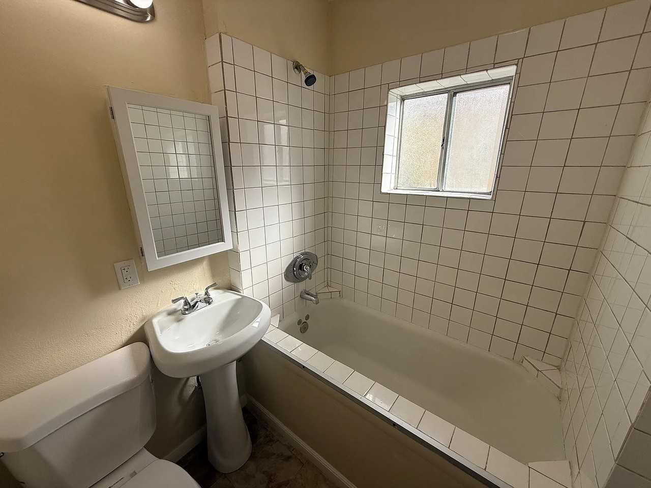 3837 Van Dyke Ave - Photo 5 of 5