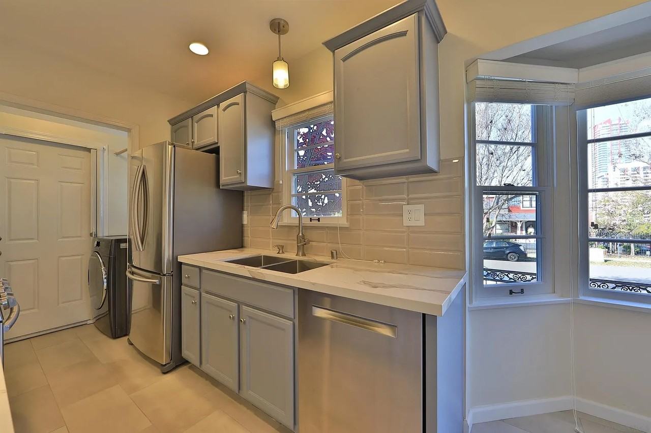 2005 J St - Photo 7 of 16