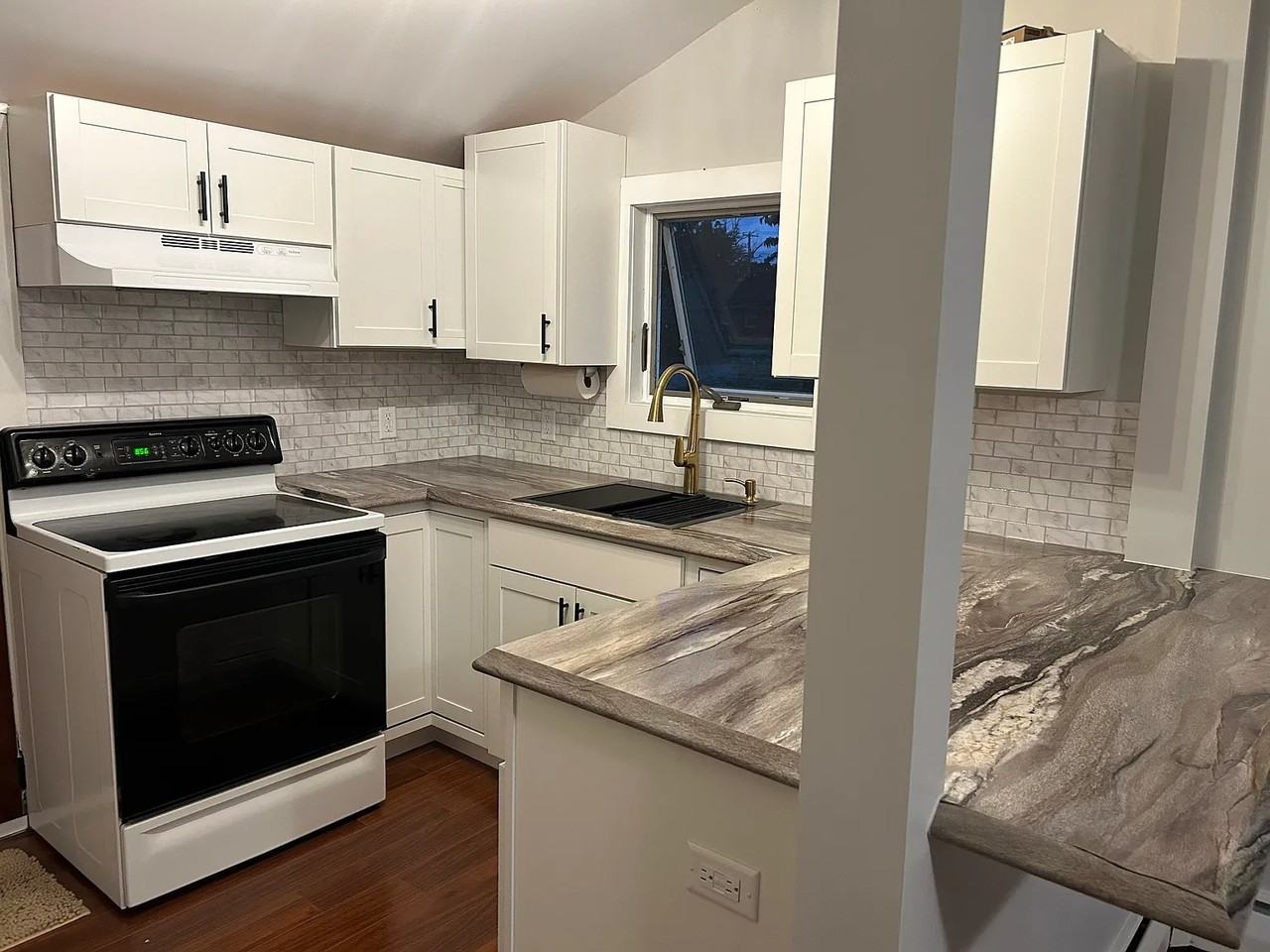 167 Winona St - Photo 3 of 14