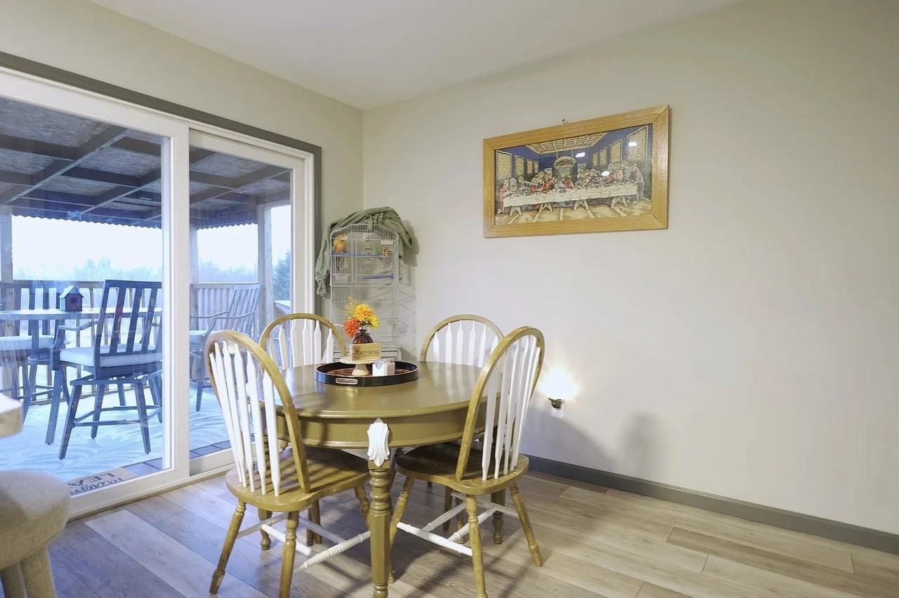 807 Terrace Dr - Photo 3 of 8