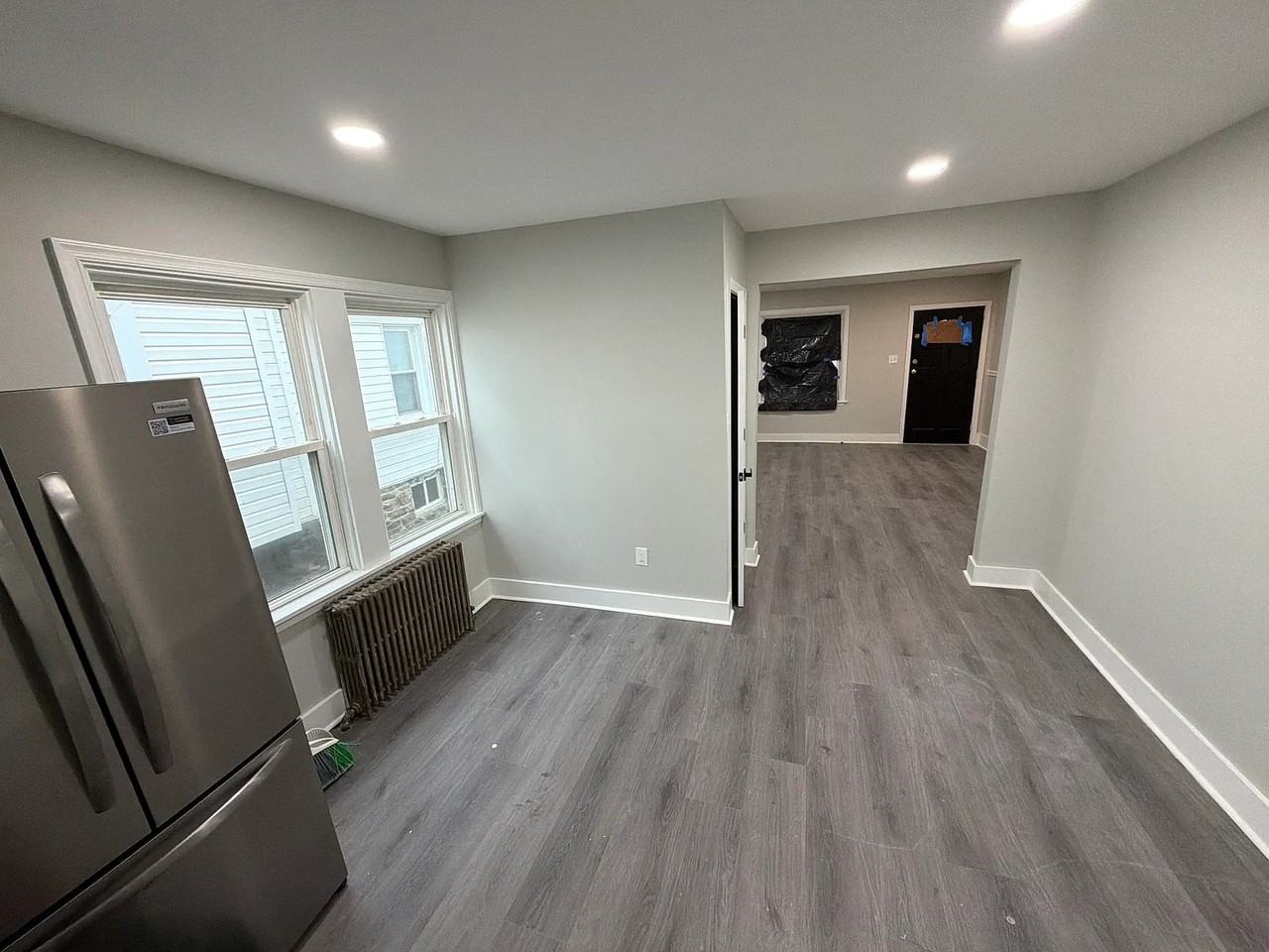 718 Pusey Ave - Photo 2 of 10