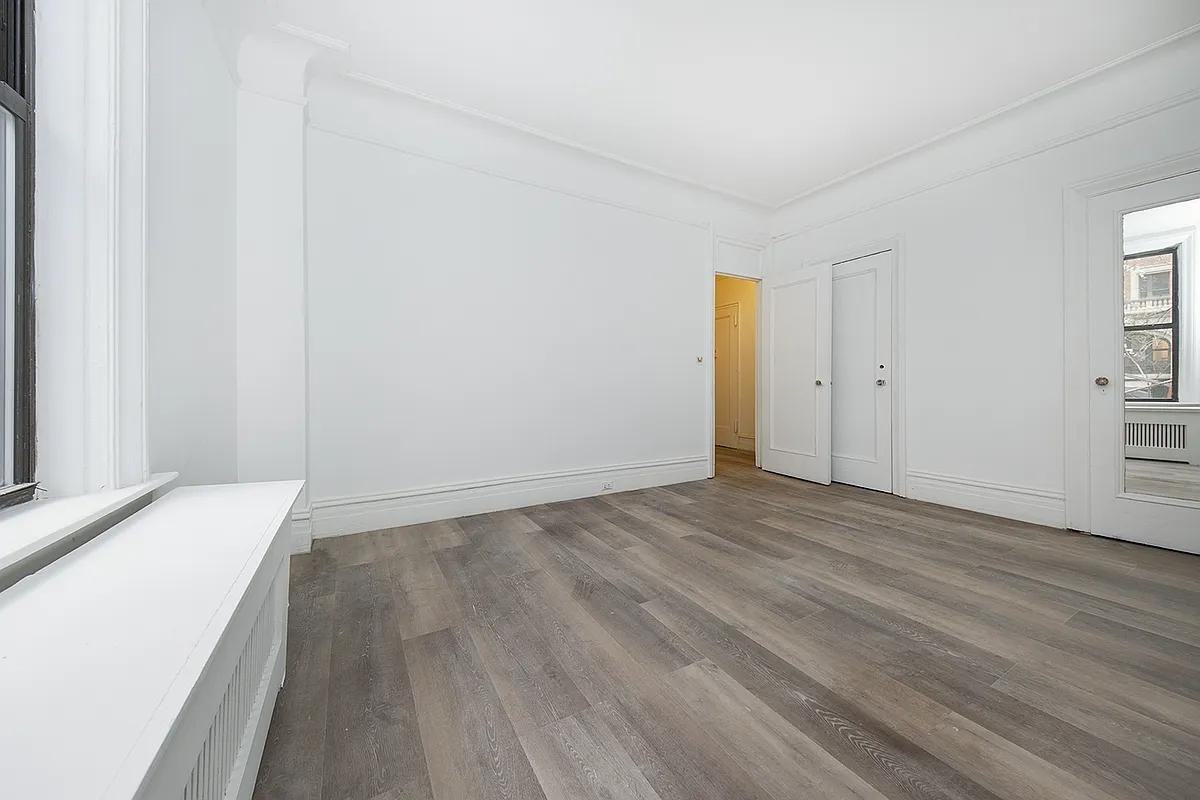 500 W End Ave #1F - Photo 5 of 10