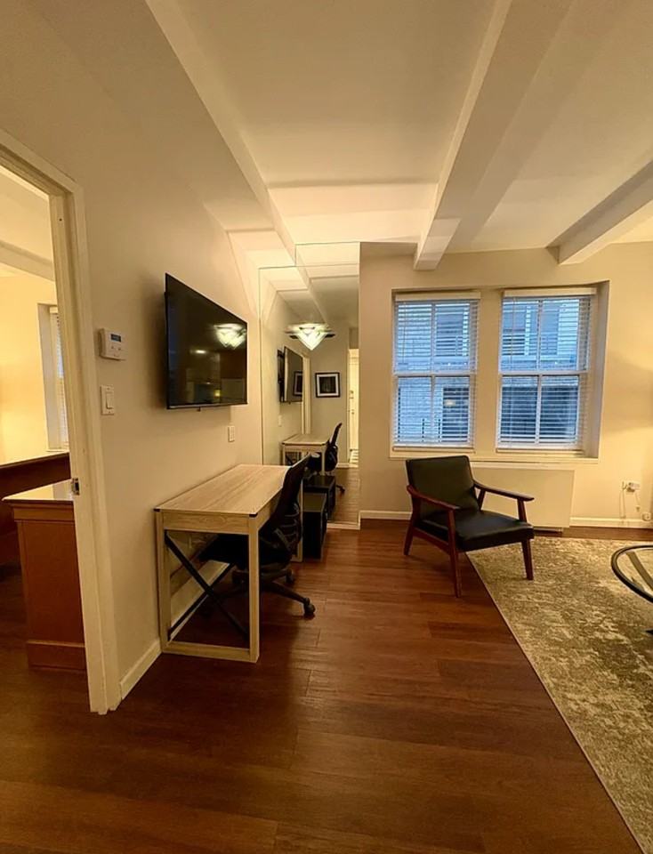 150 W 51st St #1931 - Photo 3 of 12