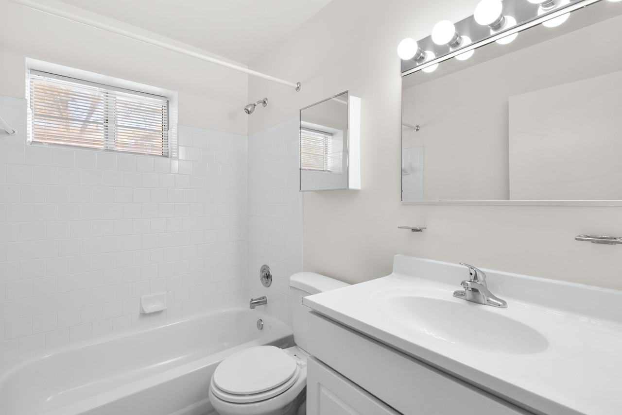 6118 Northwood Dr #B - Photo 7 of 14