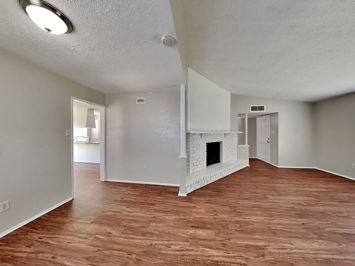 6646 Loch Langham Dr - Photo 2 of 19