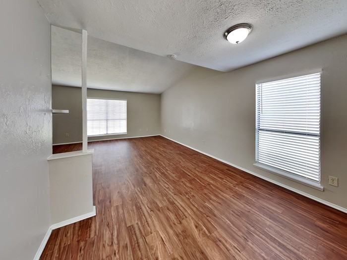 6646 Loch Langham Dr - Photo 4 of 19