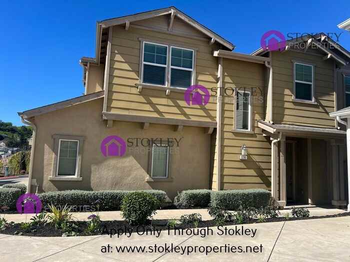 238 Ladybug Ln - Photo 3 of 27