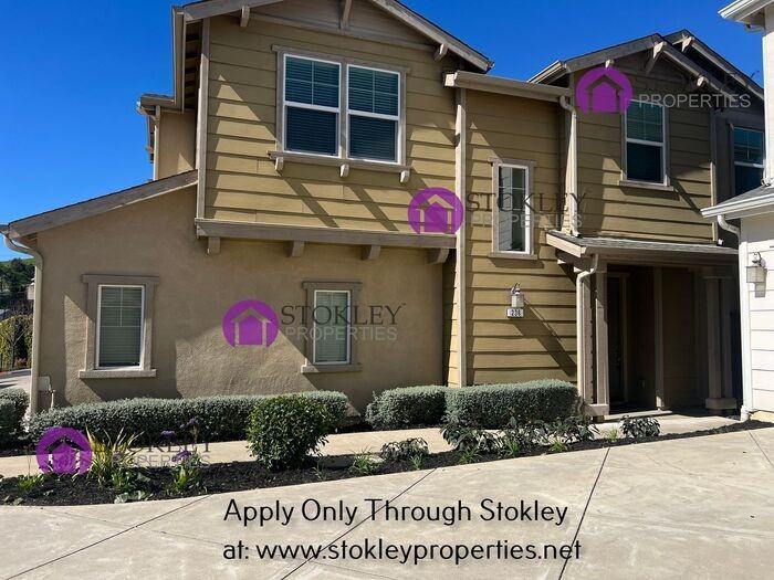 238 Ladybug Ln - Photo 4 of 27