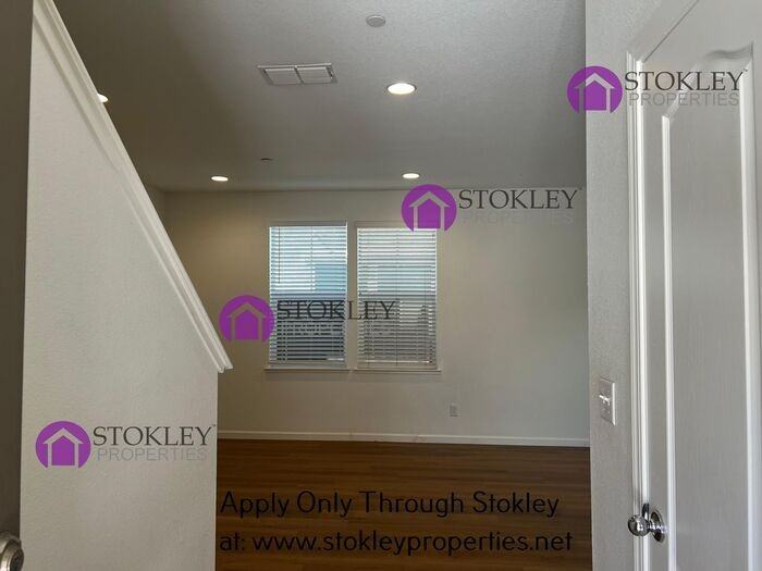 238 Ladybug Ln - Photo 5 of 27