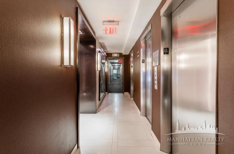 E 63rd St #002 - Photo 4 of 5