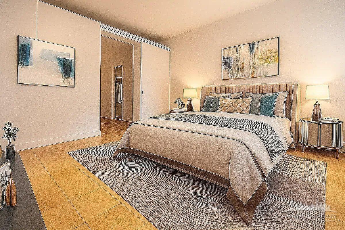 E 38th St #1101 - Photo 3 of 5