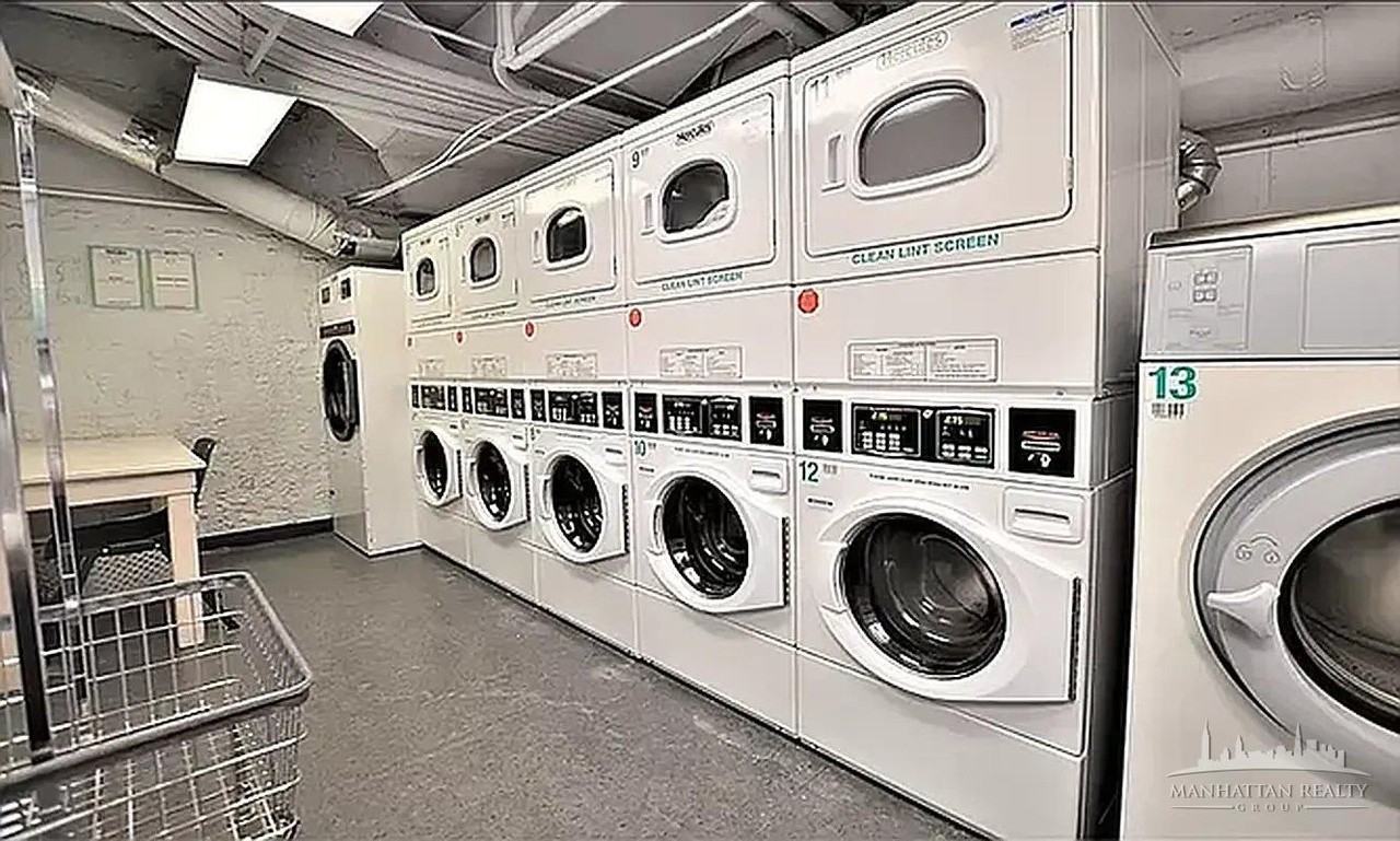 E 38th St #1101 - Photo 5 of 5