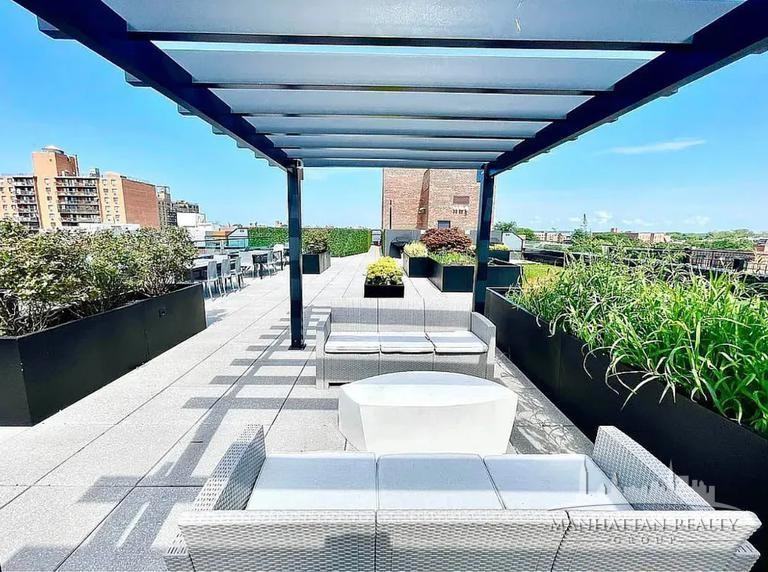 Northern Blvd #21 - Photo 4 of 5