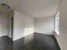 W 8th St #4 - Photo 1 of 1