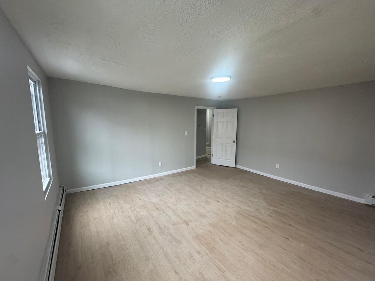 163 Lander St - Photo 6 of 11