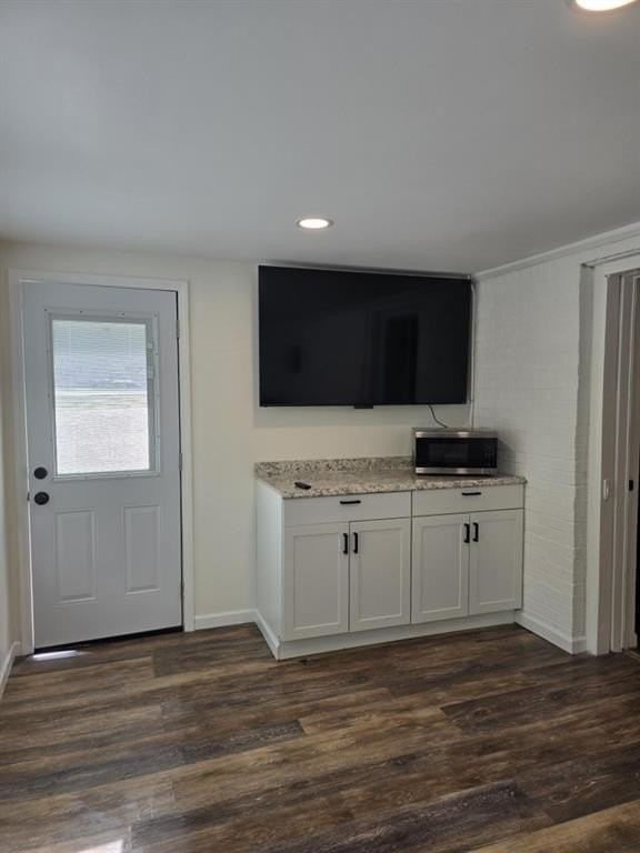 6157 Orville Dr - Photo 5 of 14