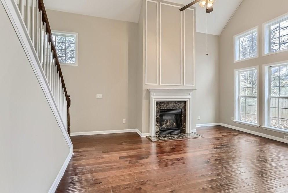 2605 Gateview Ct - Photo 5 of 30