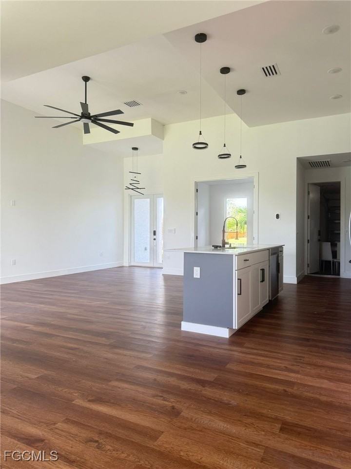 2524 Nw 6th Ter - Photo 5 of 15