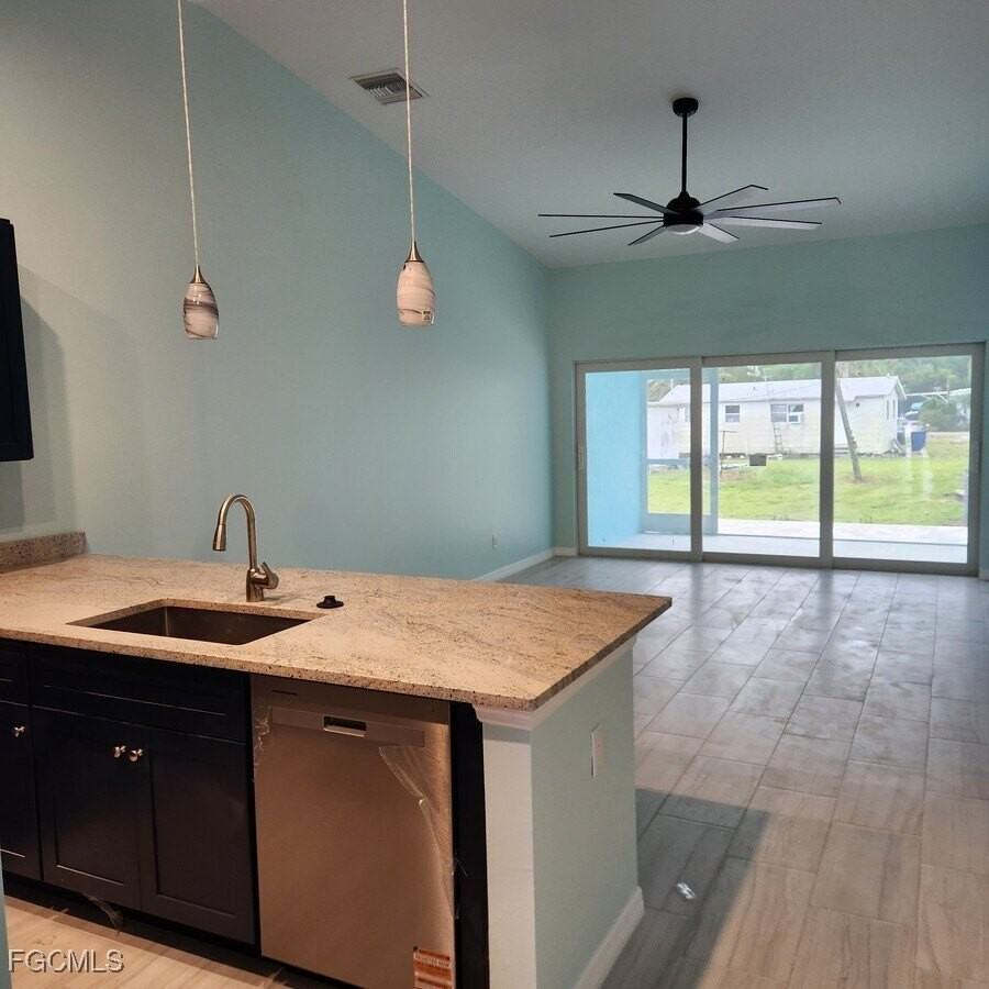 5653 Genesee Pkwy #5653 - Photo 6 of 15