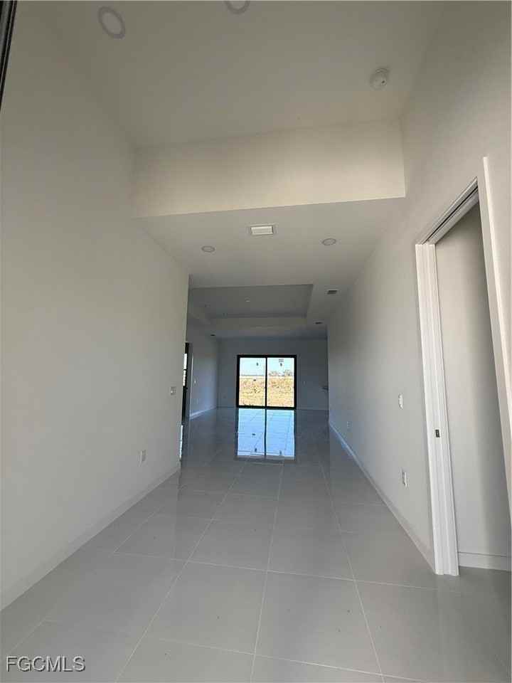 331 Rawlings Ave - Photo 3 of 19