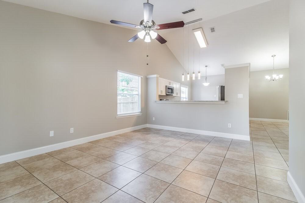 2223 Barkwood Ct - Photo 4 of 16