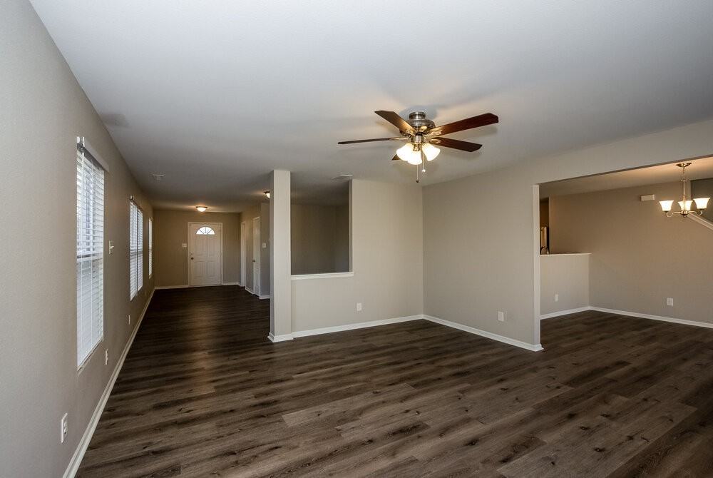 1316 Waterlily Ln - Photo 6 of 17