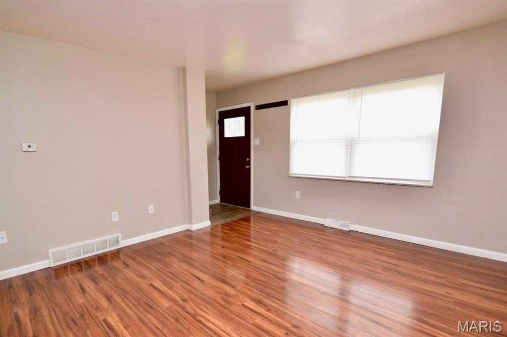 511 N 5th St - Photo 4 of 10